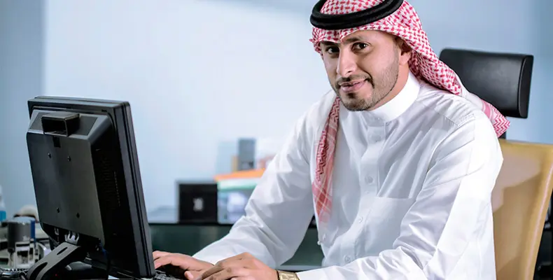 نصائح لتجنب المشاكل القانونية أثناء التعامل مع مكاتب التعقيب