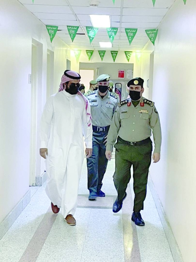 معقب إدارة الوافدين