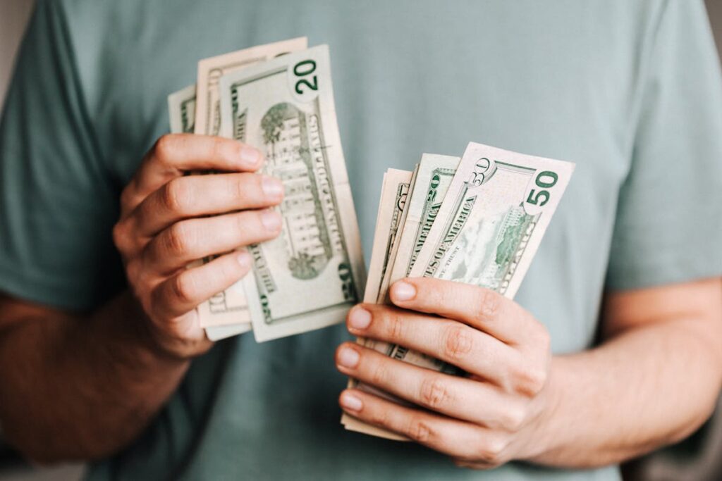 الآثار الضريبية لهبة العقار